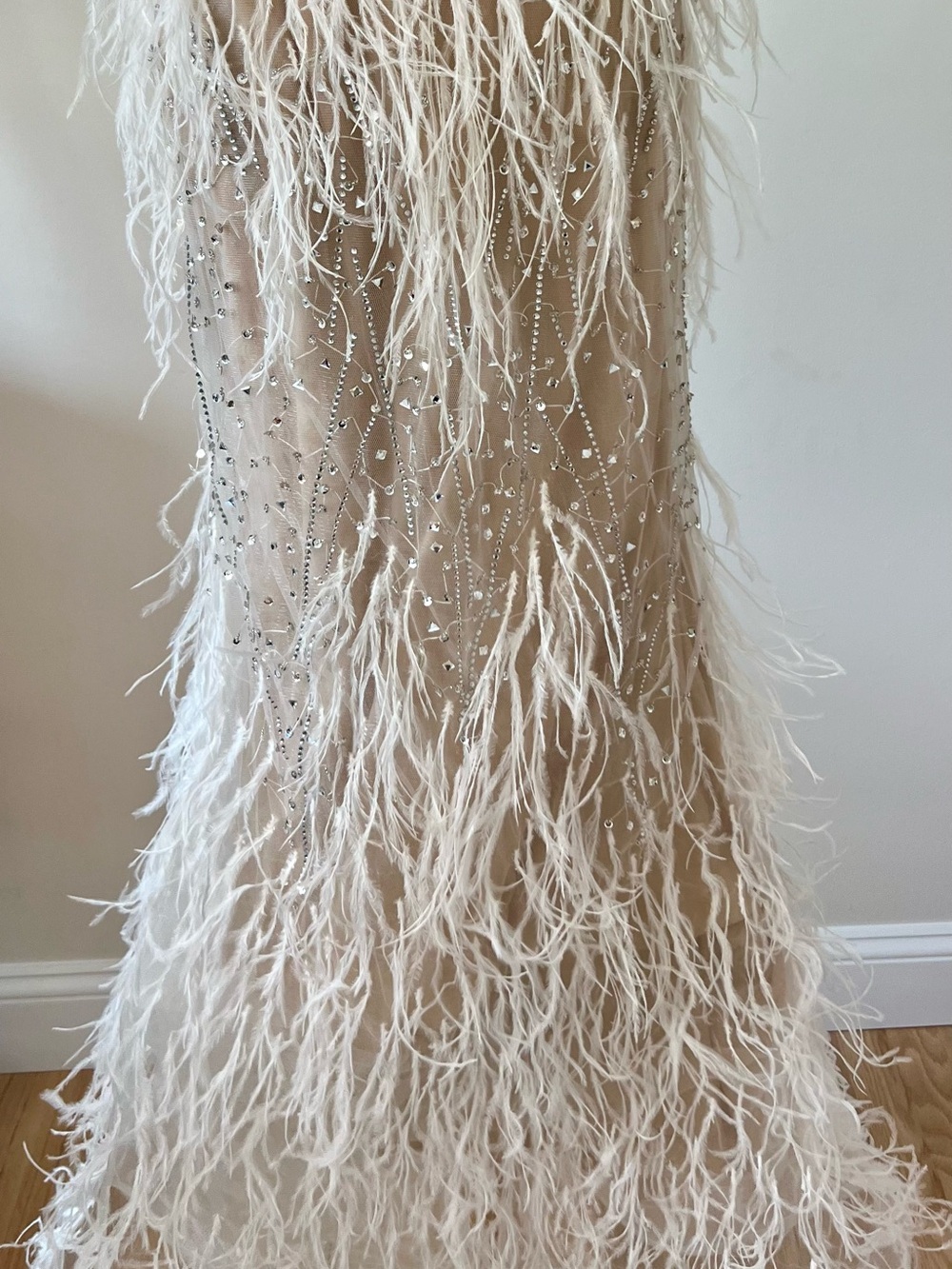 Dress - Picture 2 of 4